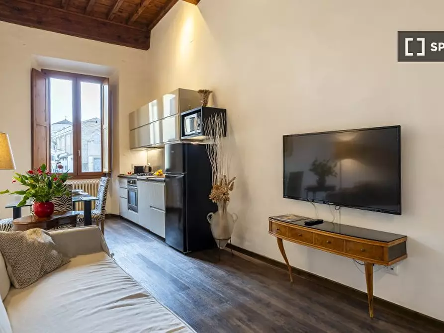 Immagine 18 di Appartamento in affitto  in Borgo S. Frediano a Firenze