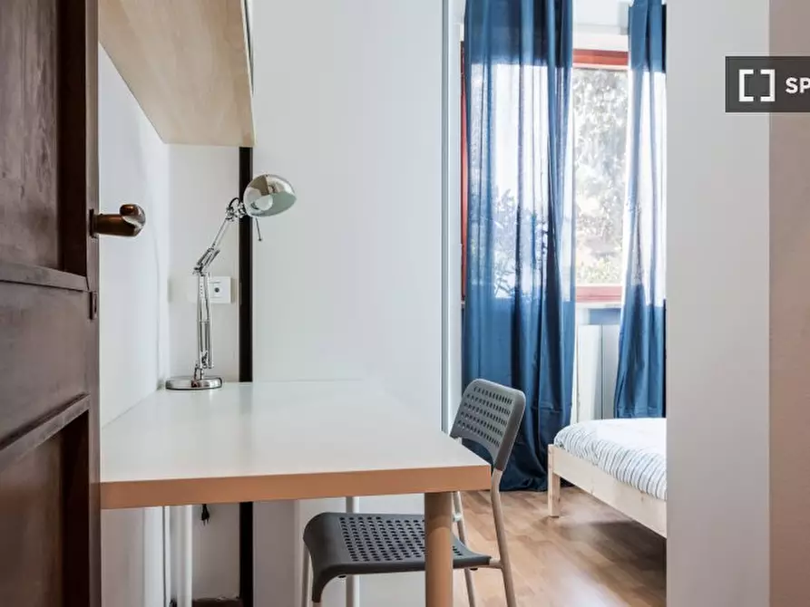 Immagine 2 di Camera condivisa in affitto  in Via Orti a Milano