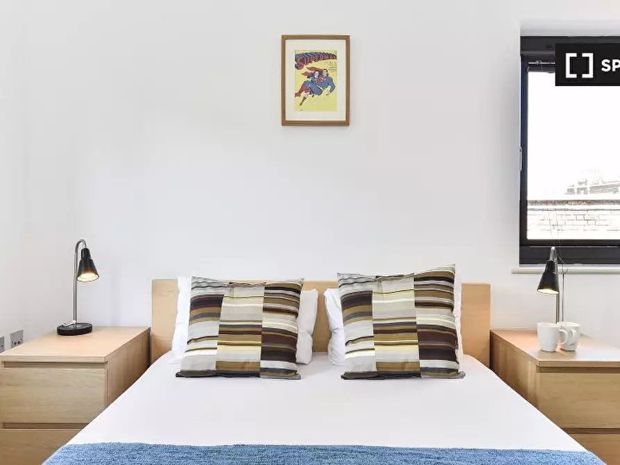 Immagine 8 di Appartamento in affitto  in Kentish Town Rd a Camden Town