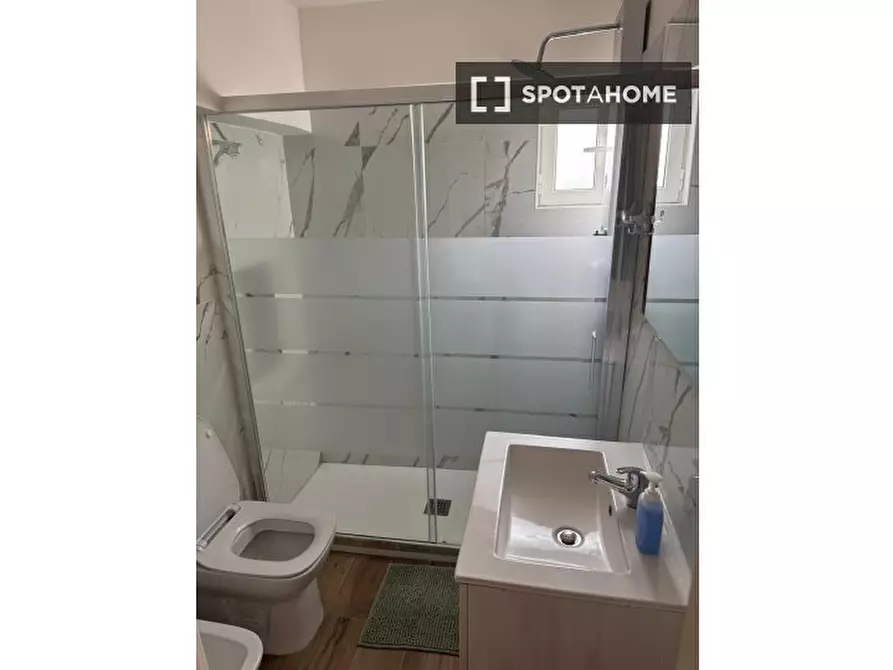 Immagine 4 di Ufficio in affitto  in Via Lisbona a Roma