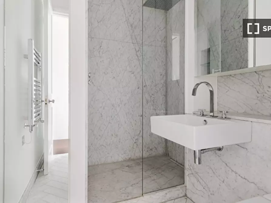 Immagine 15 di Appartamento in affitto  in Redcliffe Square a Kensington