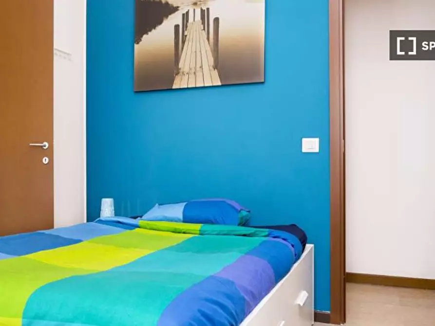 Immagine 4 di Camera condivisa in affitto  in Viale Carlo Espinasse a Milano