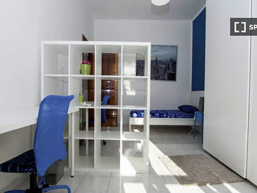 Immagine 3 di Camera condivisa in affitto  in Via Giovanni Amendola a Bologna