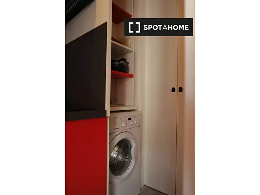 Immagine 11 di Ufficio in affitto  in Viale Col di Lana a Milano