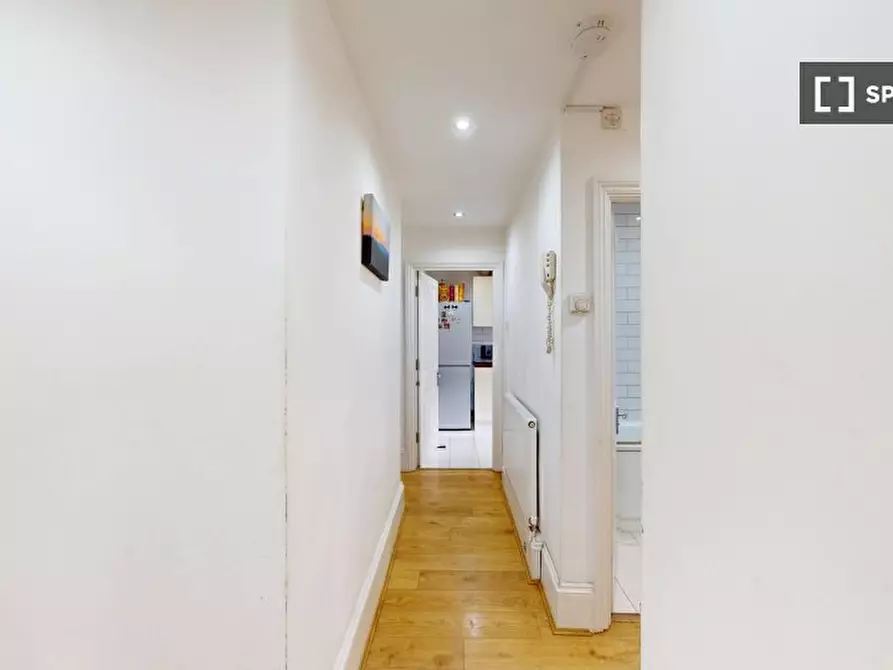 Immagine 11 di Camera condivisa in affitto  in Bethnal Grn Rd a Poplar