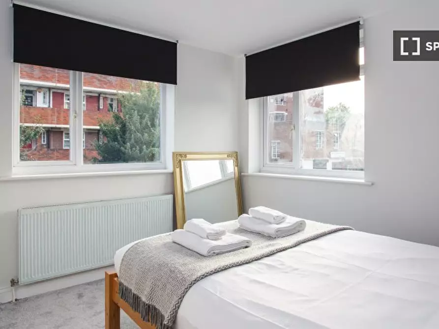 Immagine 3 di Appartamento in affitto  in Hemming St a Poplar