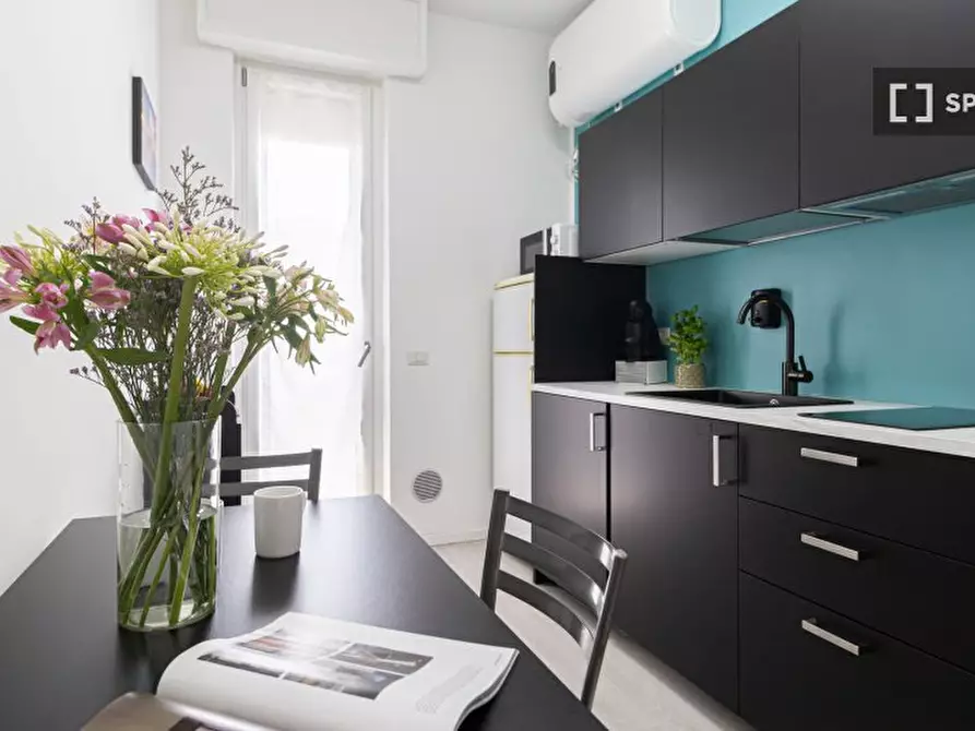 Immagine 2 di Appartamento in affitto  in Via Rembrandt a Milano