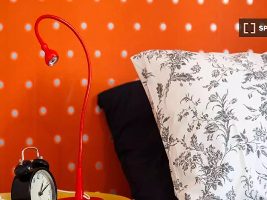 Immagine 5 di Camera condivisa in affitto  in Via Gardone a Milano