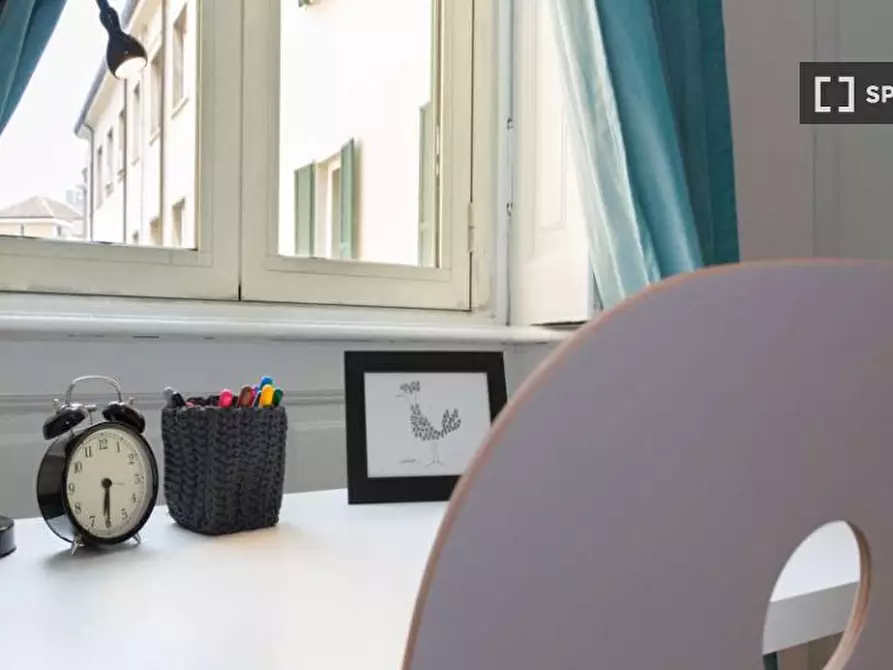 Immagine 2 di Camera condivisa in affitto  in Via Carlo Farini Milan a Milano