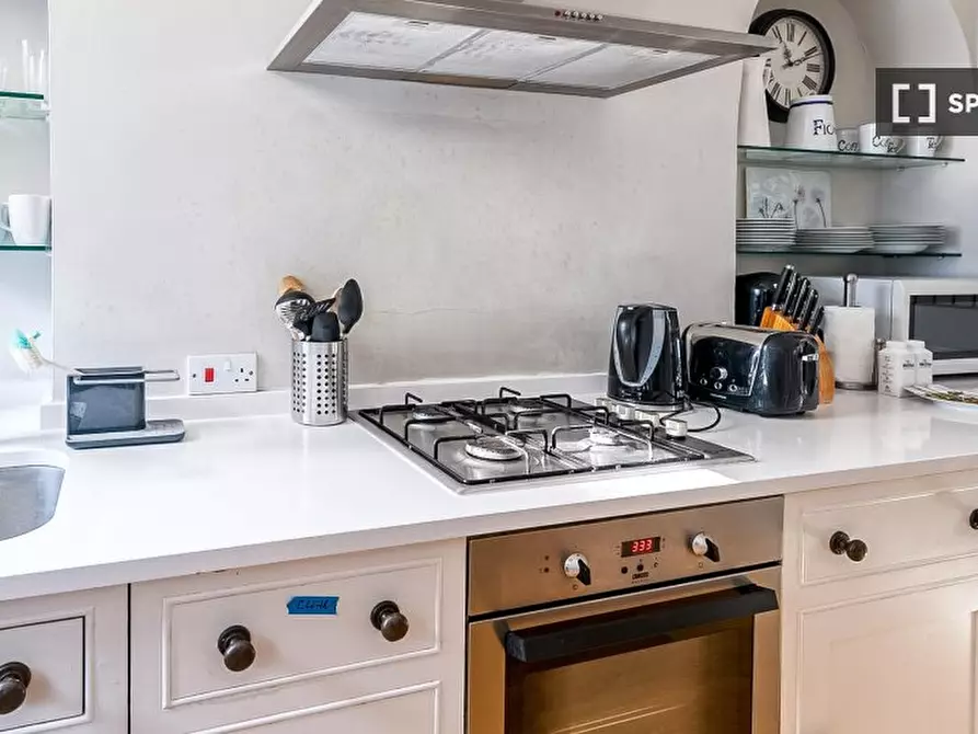 Immagine 2 di Appartamento in affitto  in Carmel Court Holland St a Kensington