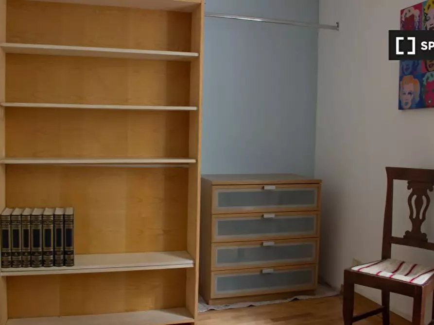 Immagine 3 di Camera condivisa in affitto  in Via di S. Calepodio a Roma