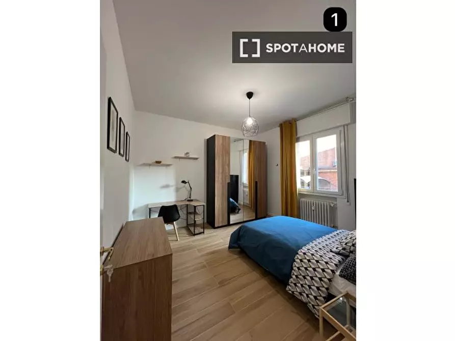 Immagine 2 di Camera condivisa in affitto  in Via Fossolo a Bologna