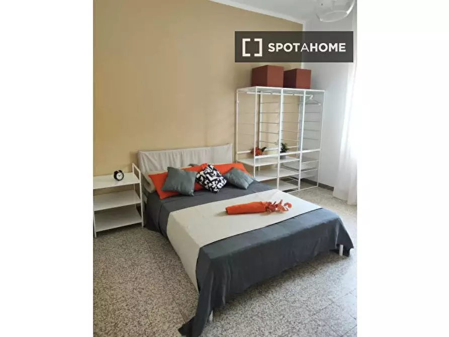 Immagine 7 di Camera condivisa in affitto  in Mario Bastia a Bologna