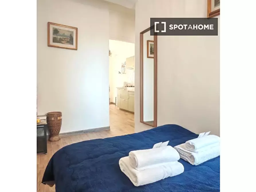 Immagine 17 di Appartamento in affitto  in Via Cairano a Roma
