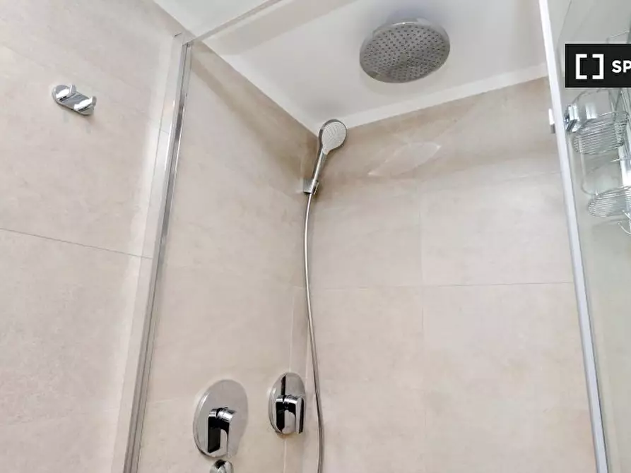 Immagine 12 di Appartamento in affitto  in Via Margutta a Roma