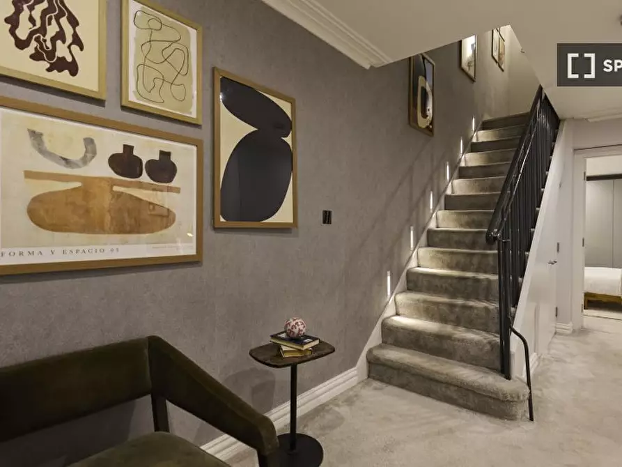 Immagine 13 di Appartamento in affitto  in Kensington Gardens Square a Paddington