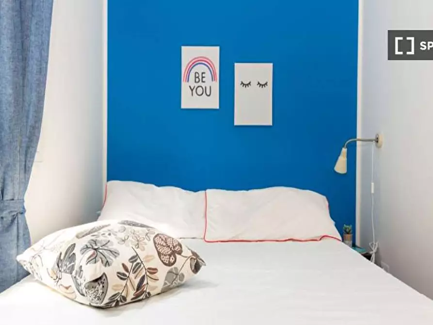 Immagine 2 di Camera condivisa in affitto  in Via Macedonio Melloni a Milano