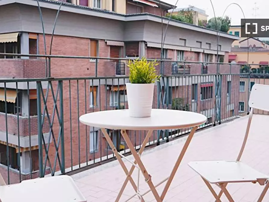 Immagine 5 di Camera condivisa in affitto  in Via Santa Croce a Bologna