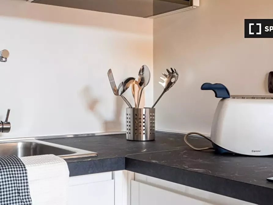 Immagine 13 di Appartamento in affitto  in Via Santa Cecilia a Milano