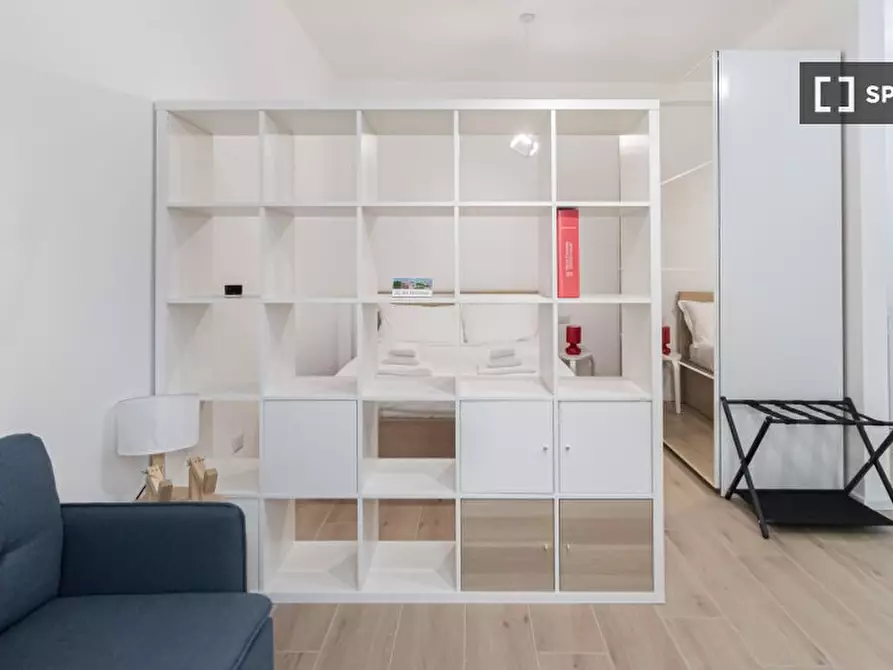 Immagine 3 di Ufficio in affitto  in Via Cambiasi a Milano