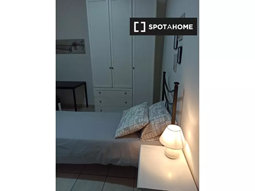Immagine 6 di Camera condivisa in affitto  in Via Fraconalto a Roma
