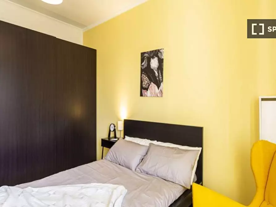 Immagine 4 di Camera condivisa in affitto  in VIALE LUCANIA a Milano