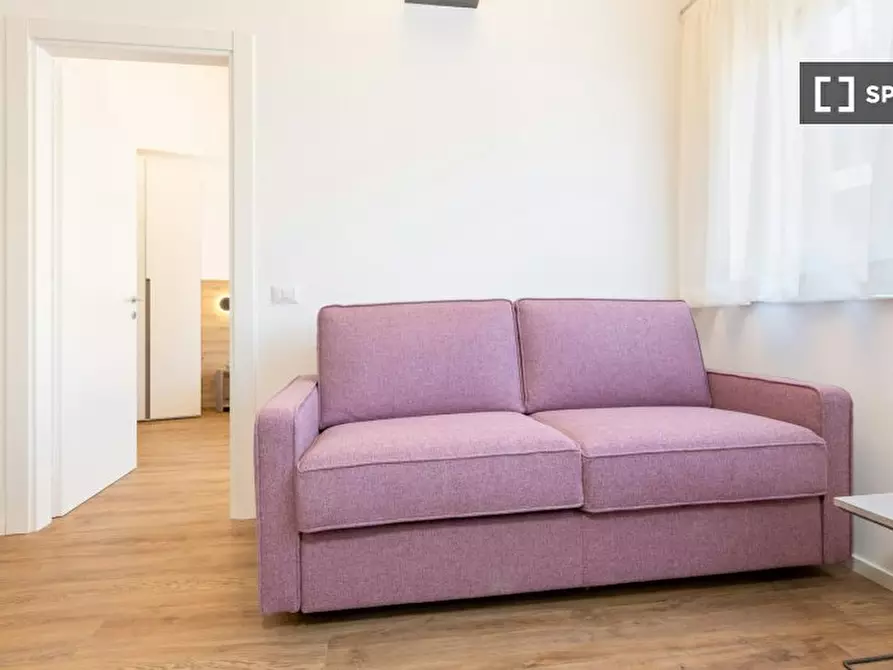 Immagine 14 di Camera condivisa in affitto  in San Giovanni a Trento