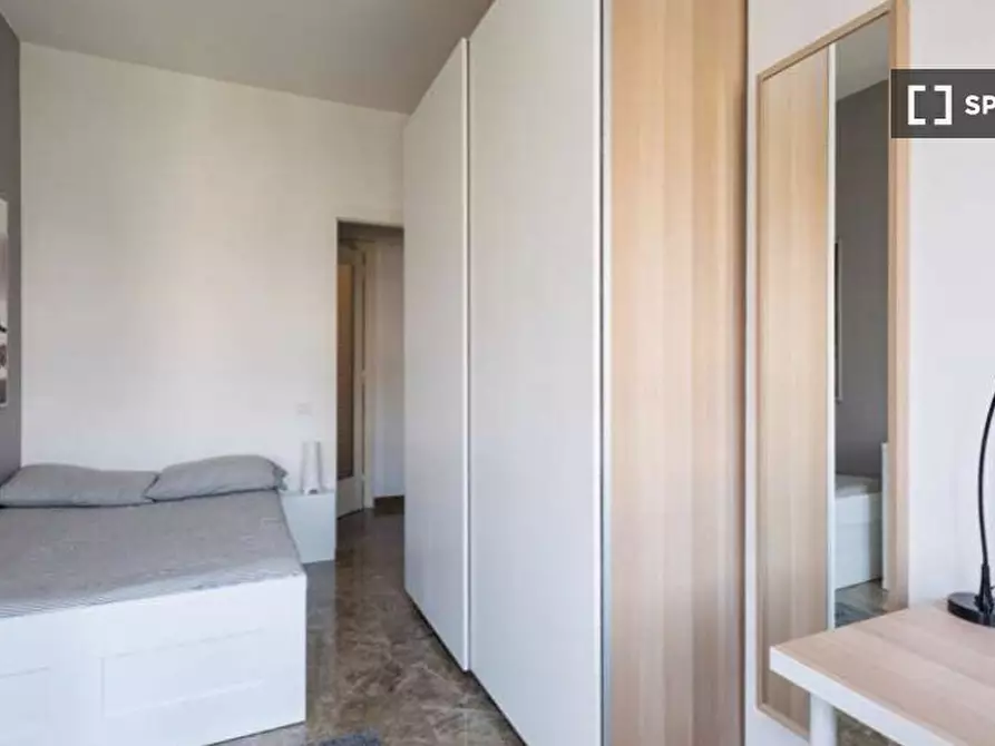 Immagine 8 di Camera condivisa in affitto  in Via Nocera Umbra a Roma