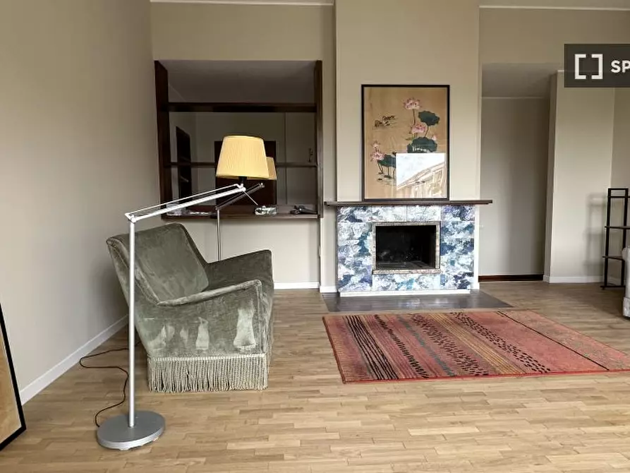 Immagine 3 di Camera condivisa in affitto  in Via Giuseppe Vigoni a Milano