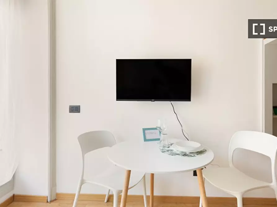 Immagine 8 di Ufficio in affitto  in Corso Magenta a Milano