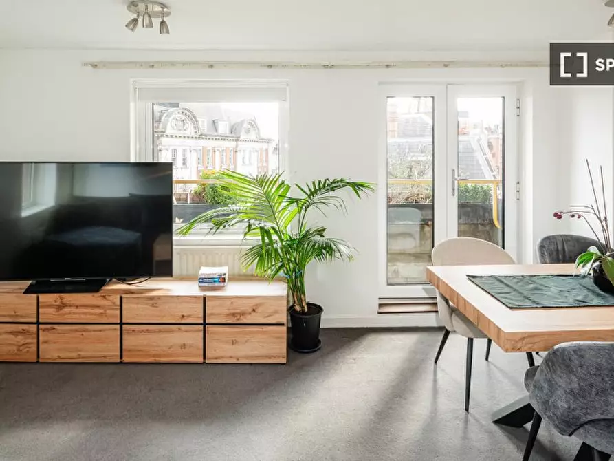 Immagine 10 di Appartamento in affitto  in Newport Court a Camden Town