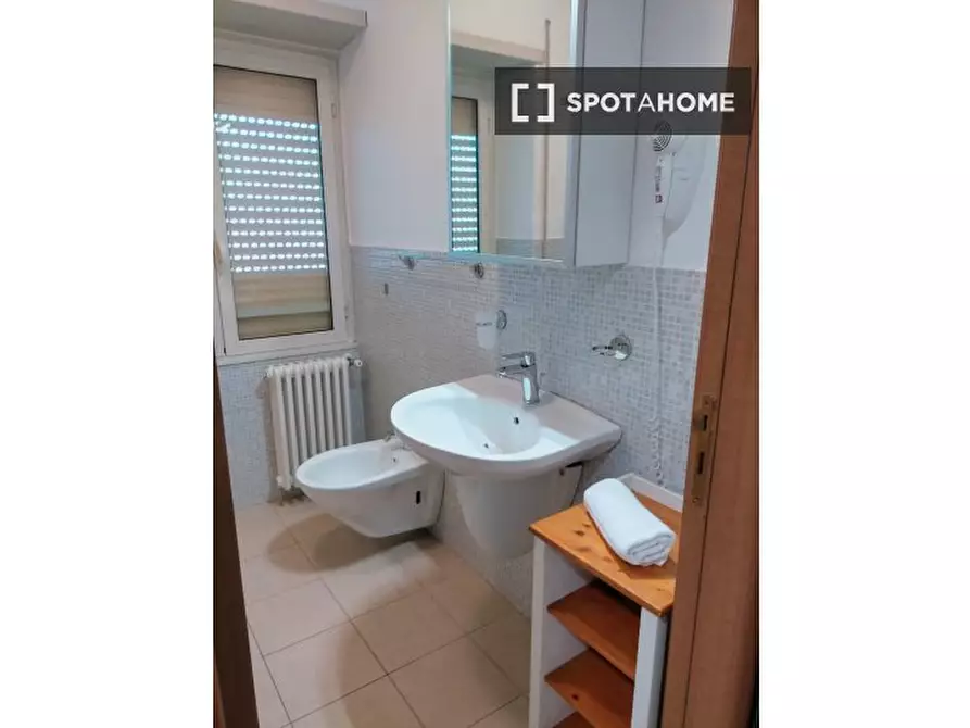 Immagine 9 di Ufficio in affitto  in Via Prenestina a Roma