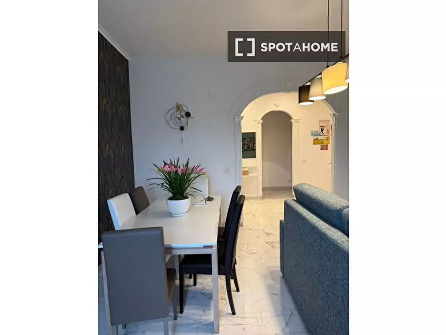 Immagine 8 di Camera condivisa in affitto  in Via Romeo Rodriguez Pereira a Roma