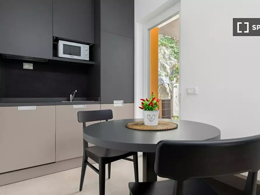 Immagine 7 di Camera condivisa in affitto  in Venezia a Trento