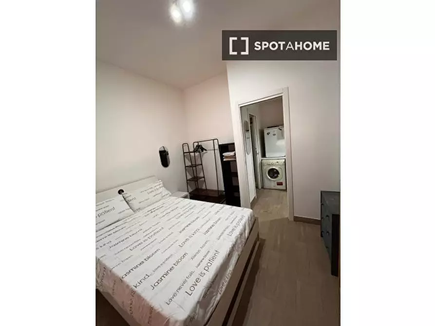 Immagine 11 di Appartamento in affitto  in Via Rocca di Papa a Roma