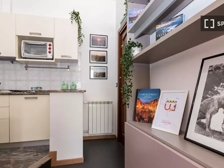 Immagine 4 di Appartamento in affitto  in Via Vincenzo Gioberti a Torino