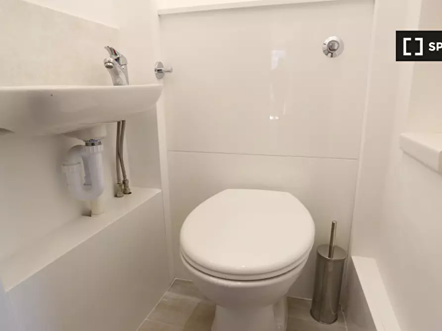 Immagine 19 di Camera condivisa in affitto  in Bromley High St a Poplar