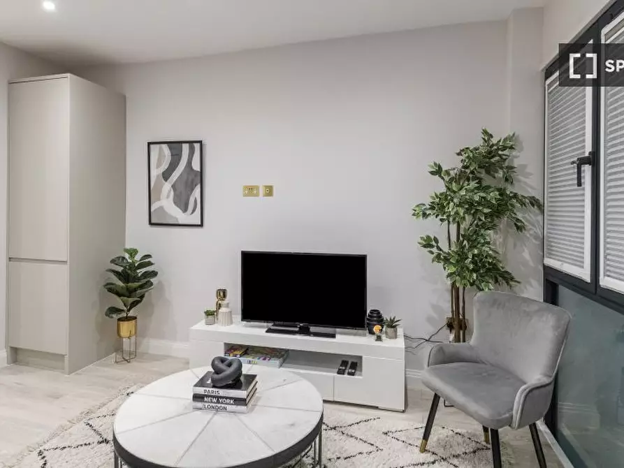Immagine 13 di Appartamento in affitto  in Holloway Rd a Islington