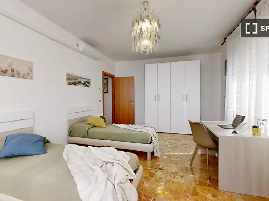 Immagine 19 di Camera condivisa in affitto  in VIA alfieri a Padova