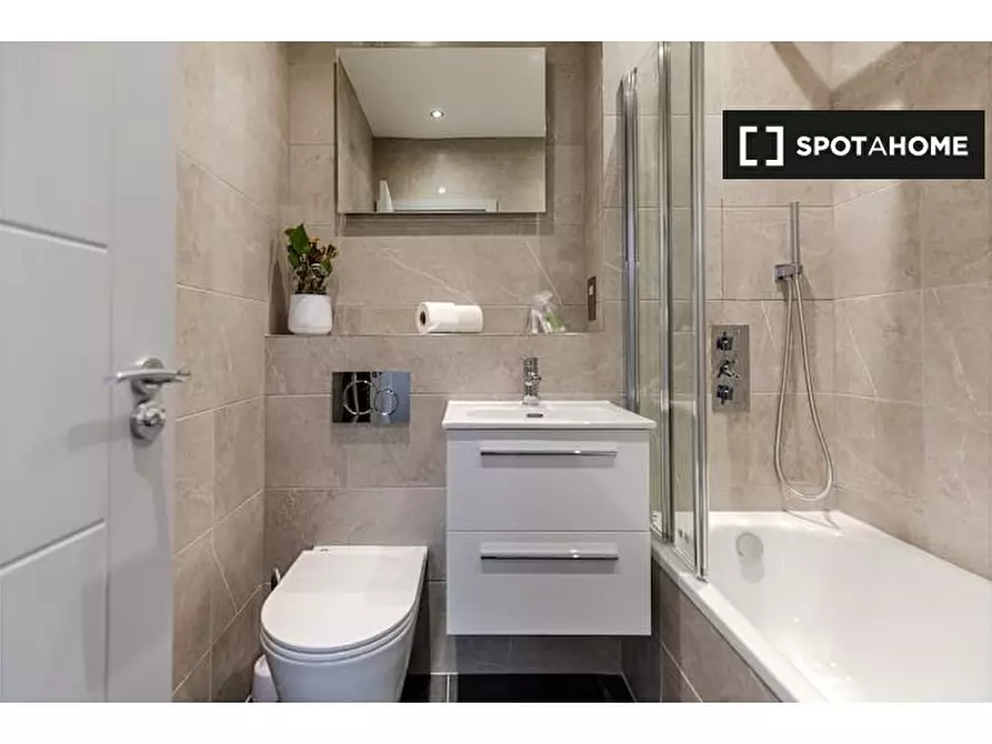 Immagine 6 di Appartamento in affitto  in Flat B a Lambeth