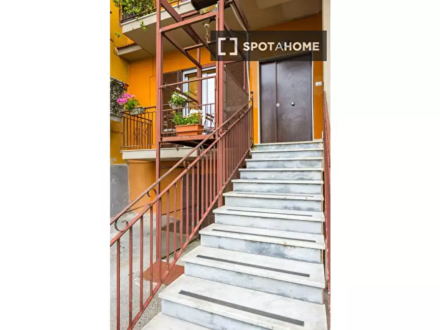 Immagine 14 di Appartamento in affitto  in Via Nuova San Rocco a Napoli