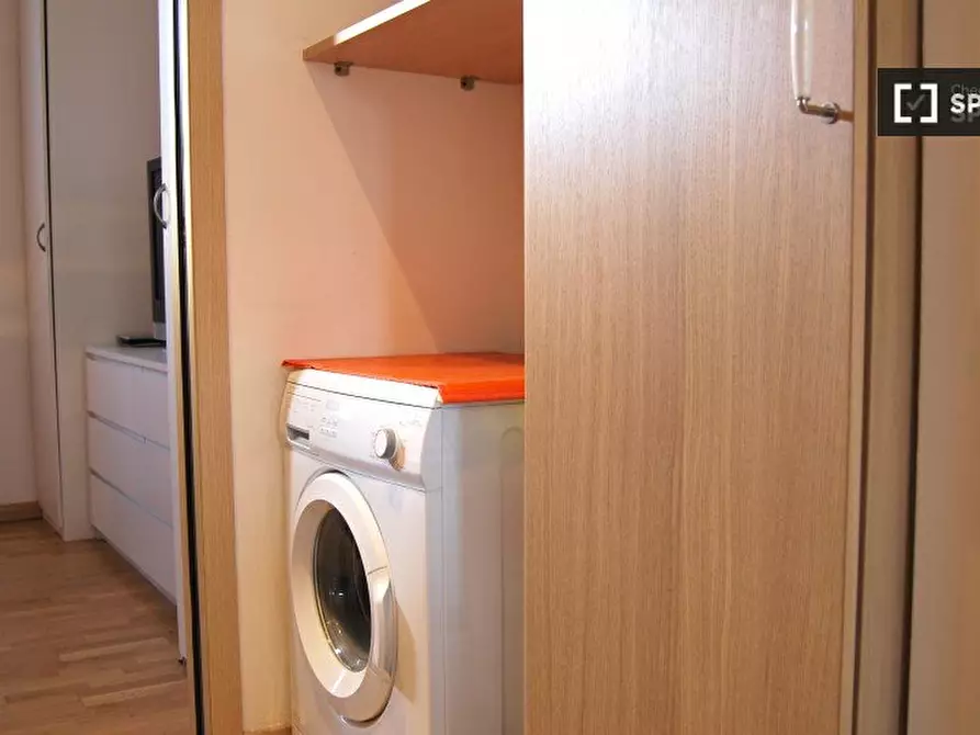 Immagine 6 di Appartamento in affitto  in Via Garegnano a Milano