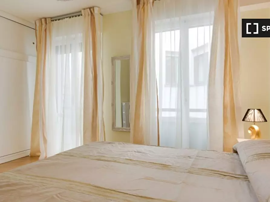 Immagine 10 di Appartamento in affitto  in Via dei Palchetti a Firenze