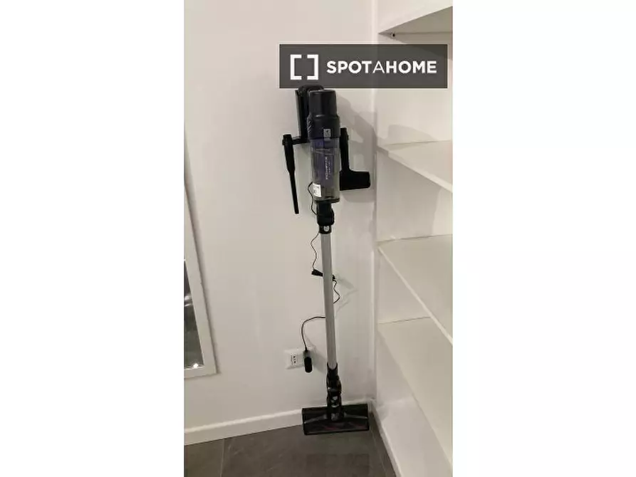 Immagine 14 di Ufficio in affitto  in Via Alberto Chiarugi a Roma