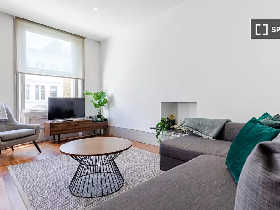 Immagine 13 di Appartamento in affitto  in Apartment a Kensington