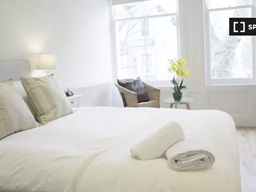 Immagine 12 di Appartamento in affitto  in Ladbroke Grove a Kensington