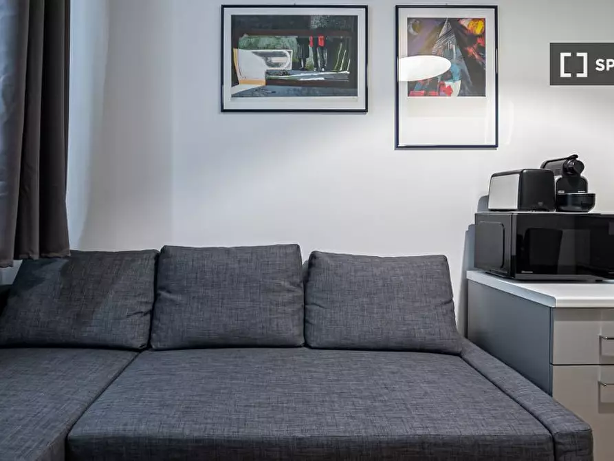 Immagine 4 di Appartamento in affitto  in Via Macedonio Melloni a Milano