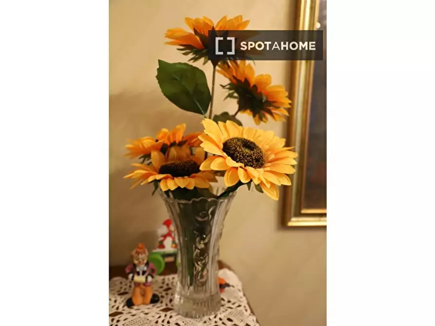 Immagine 12 di Appartamento in affitto  in Via dei Glicini a Roma