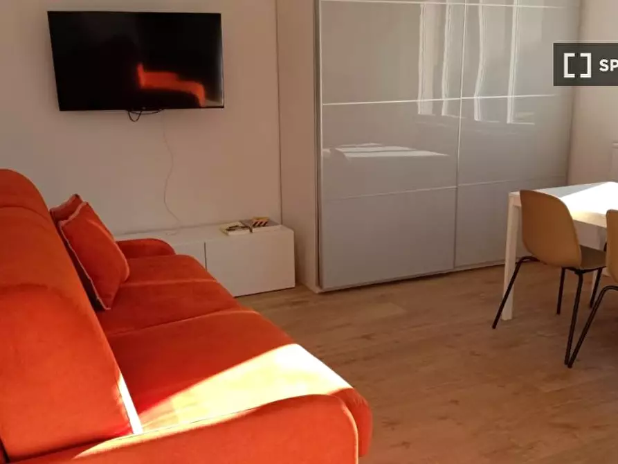 Immagine 1 di Ufficio in affitto  in Via Tagiura a Milano