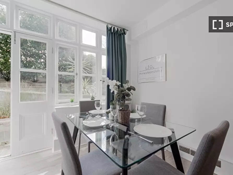 Immagine 2 di Appartamento in affitto  in Grenbeck Court a Kensington